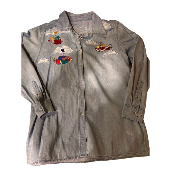 Angel embroidered button up - Picture 1 of 7